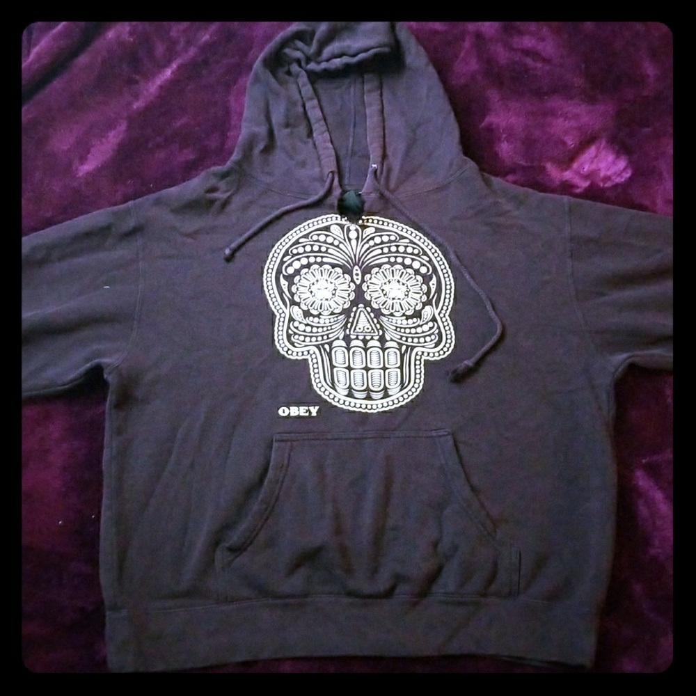 Obey Skull Pullover Hoodie - XL